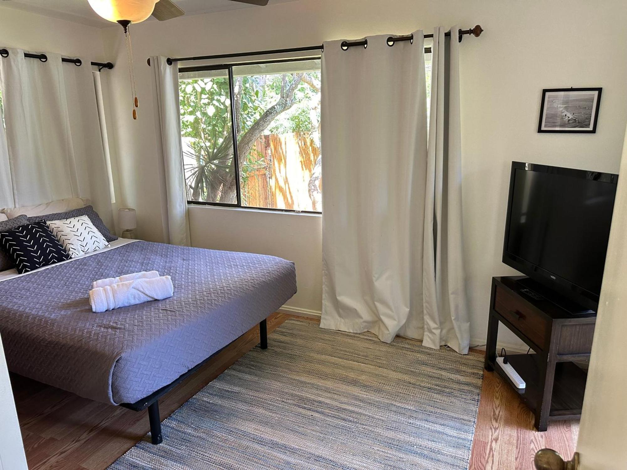 Great Location, Right By Beaches And Snorkeling! Халейва Экстерьер фото